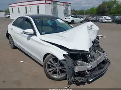 55SWF4JB5HU180684 2017 MERCEDES-BENZ C-KLASSE
