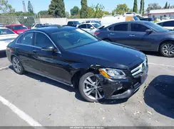 55SWF4JB5HU190258 2017 MERCEDES-BENZ C-KLASSE