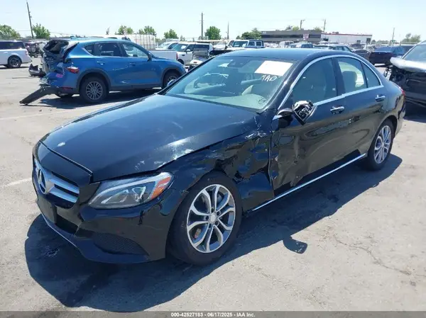 55SWF4JB5HU198196 2017 MERCEDES-BENZ C-KLASSE - Image 2