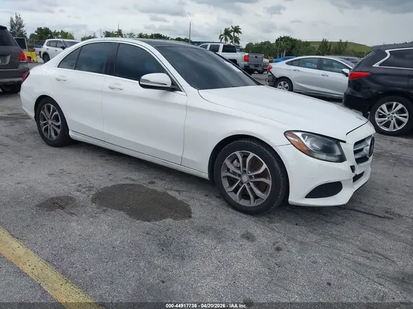 55SWF4JB5HU203025 2017 MERCEDES-BENZ C-KLASSE - Image 1