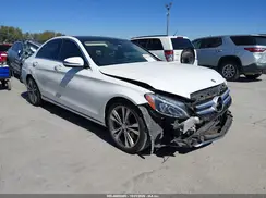 55SWF4JB5HU209407 2017 MERCEDES-BENZ C-KLASSE