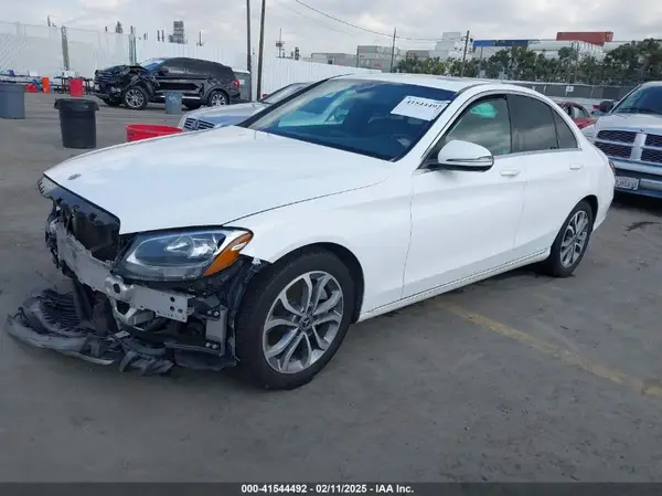 55SWF4JB5JU239481 2018 MERCEDES-BENZ C-KLASSE - Image 2