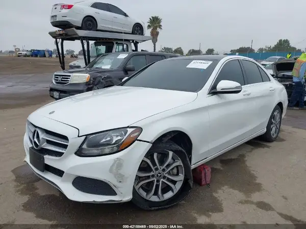 55SWF4JB5JU253705 2018 MERCEDES-BENZ C-KLASSE - Image 2