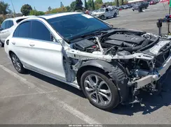 55SWF4JB5JU273324 2018 MERCEDES-BENZ C-KLASSE