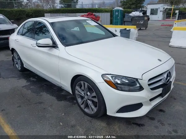 55SWF4JB5JU274201 2018 MERCEDES-BENZ C-KLASSE - Image 1