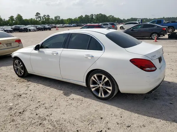 55SWF4JB6GU153976 2016 MERCEDES-BENZ C-KLASSE - Image 2