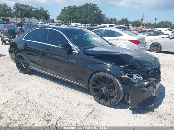 55SWF4JB6HU179415 2017 MERCEDES-BENZ C-KLASSE - Image 1