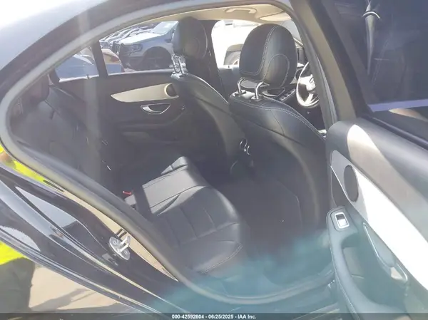 55SWF4JB6HU200988 2017 MERCEDES-BENZ C-KLASSE - Image 8