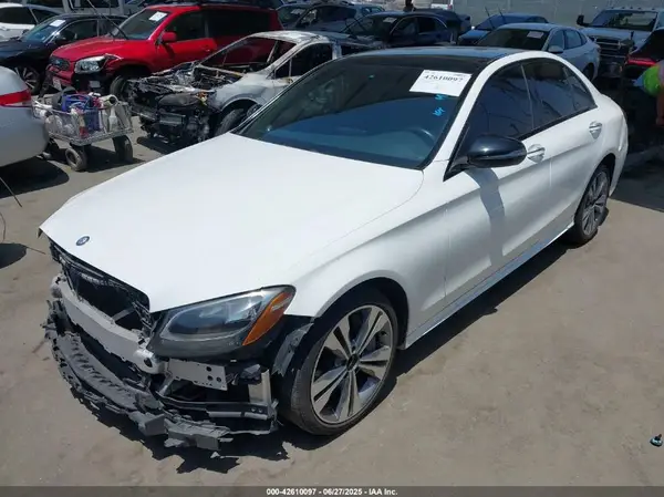 55SWF4JB6HU216740 2017 MERCEDES-BENZ C-KLASSE - Image 2