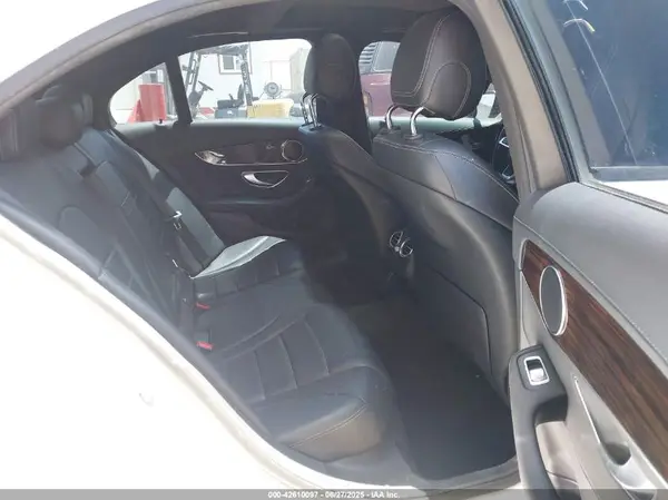 55SWF4JB6HU216740 2017 MERCEDES-BENZ C-KLASSE - Image 8
