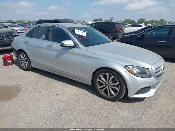 55SWF4JB6HU231626 2017 MERCEDES-BENZ C-KLASSE - Image 1