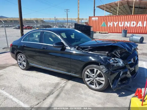 55SWF4JB6JU240381 2018 MERCEDES-BENZ C-KLASSE - Image 1