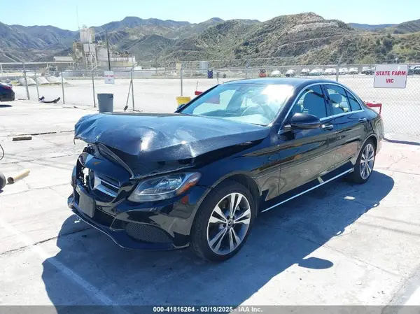 55SWF4JB6JU240381 2018 MERCEDES-BENZ C-KLASSE - Image 2