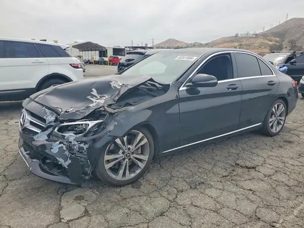 55SWF4JB6JU250277 2018 MERCEDES-BENZ C-KLASSE - Image 1