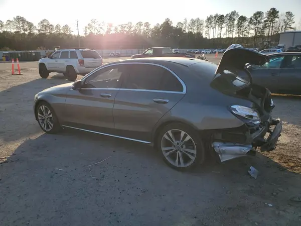 55SWF4JB6JU251767 2018 MERCEDES-BENZ C-KLASSE - Image 2