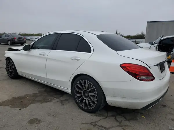 55SWF4JB6JU270710 2018 MERCEDES-BENZ C-KLASSE - Image 2
