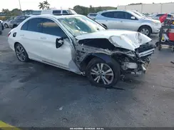 55SWF4JB6JU274594 2018 MERCEDES-BENZ C-KLASSE