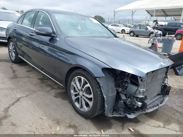 55SWF4JB7GU145594 2016 MERCEDES-BENZ C-KLASSE - Image 1