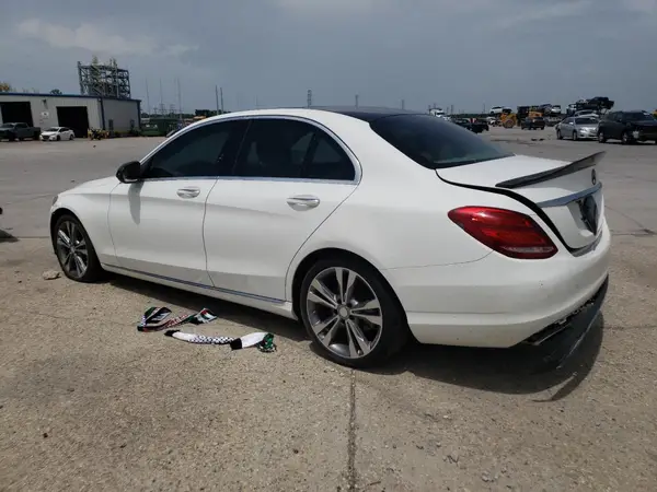 55SWF4JB7GU177512 2016 MERCEDES-BENZ C-KLASSE - Image 2
