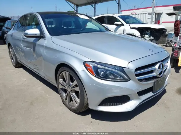 55SWF4JB7HU183618 2017 MERCEDES-BENZ C-KLASSE - Image 1