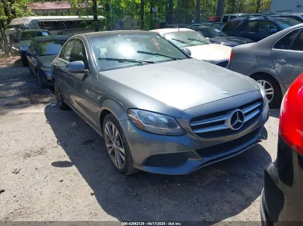 55SWF4JB7HU197874 2017 MERCEDES-BENZ C-KLASSE - Image 1