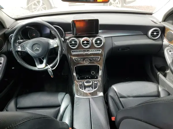 55SWF4JB7HU204208 2017 MERCEDES-BENZ C-KLASSE - Image 8