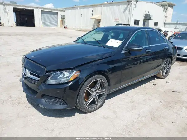 55SWF4JB7HU205942 2017 MERCEDES-BENZ C-KLASSE - Image 2