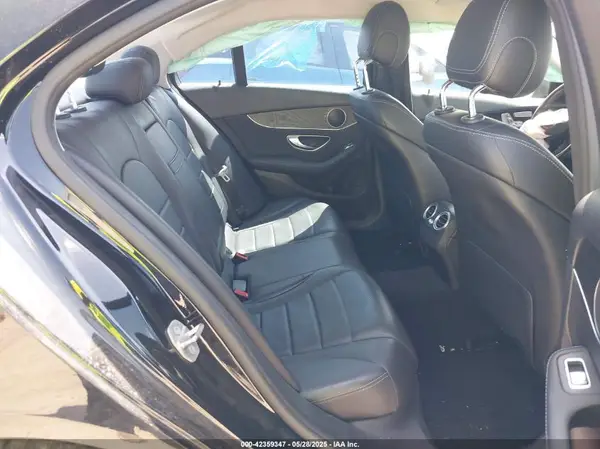 55SWF4JB7HU205942 2017 MERCEDES-BENZ C-KLASSE - Image 8