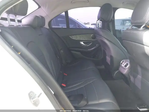 55SWF4JB7HU227889 2017 MERCEDES-BENZ C-KLASSE - Image 8