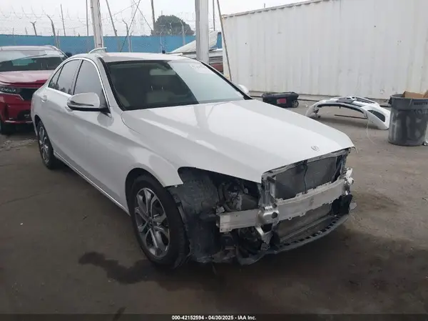 55SWF4JB7HU227987 2017 MERCEDES-BENZ C-KLASSE - Image 1