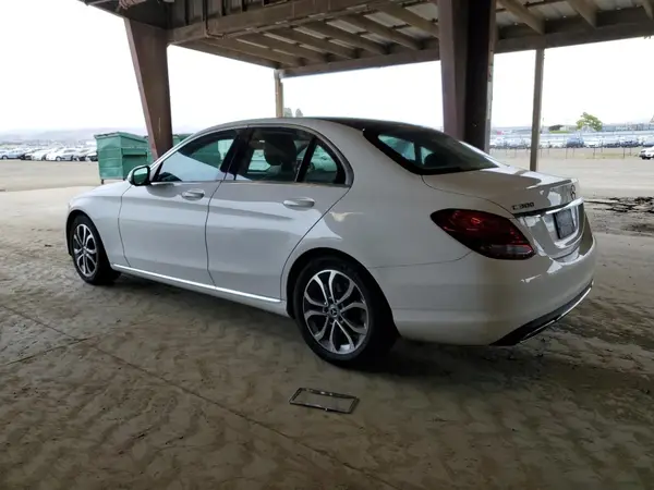 55SWF4JB7HU228105 2017 MERCEDES-BENZ C-KLASSE - Image 2
