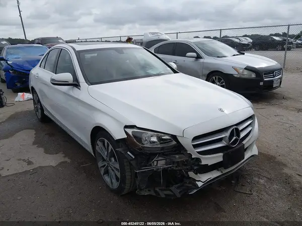 55SWF4JB7JU241054 2018 MERCEDES-BENZ C-KLASSE - Image 1