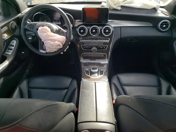 55SWF4JB7JU257190 2018 MERCEDES-BENZ C-KLASSE - Image 8
