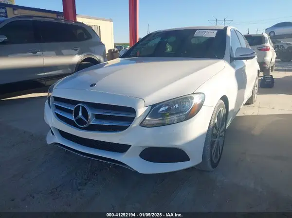 55SWF4JB7JU262387 2018 MERCEDES-BENZ C-KLASSE - Image 2