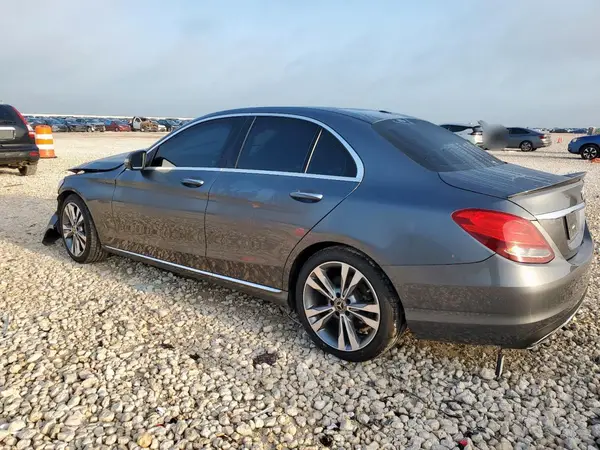 55SWF4JB7JU263457 2018 MERCEDES-BENZ C-KLASSE - Image 2