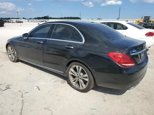 55SWF4JB7JU268559 2018 MERCEDES-BENZ C-KLASSE - Image 2