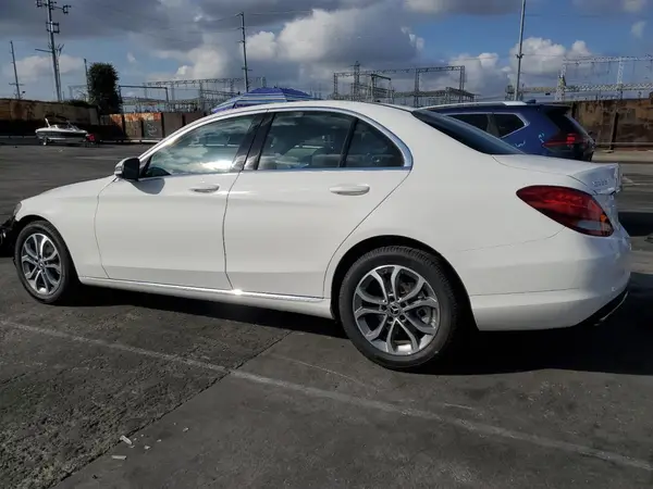 55SWF4JB7JU281862 2018 MERCEDES-BENZ C-KLASSE - Image 2