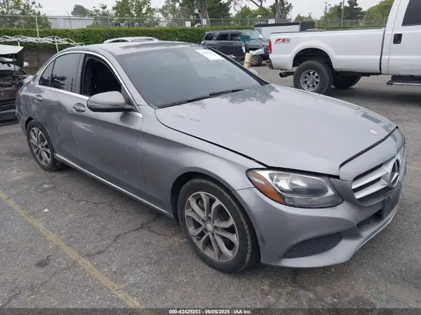 55SWF4JB8GU097345 2016 MERCEDES-BENZ C-KLASSE - Image 1