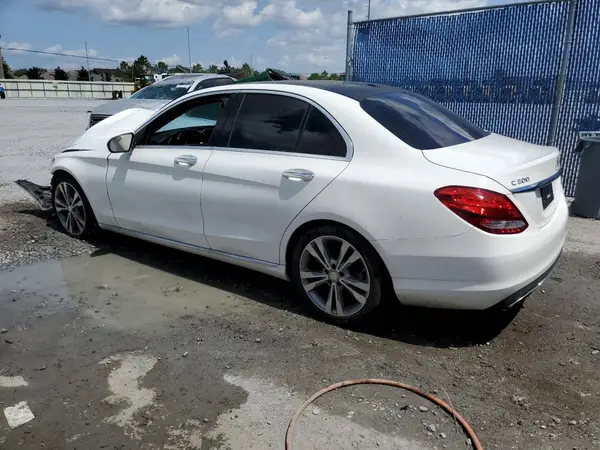 55SWF4JB8GU100244 2016 MERCEDES-BENZ C-KLASSE - Image 2