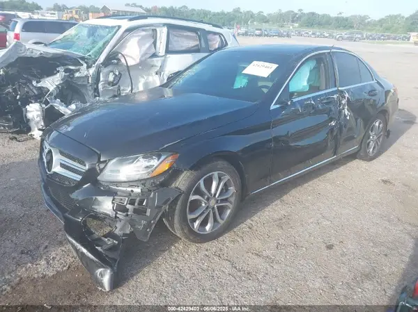 55SWF4JB8GU100986 2016 MERCEDES-BENZ C-KLASSE - Image 2