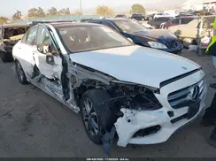 55SWF4JB8GU105640 2016 MERCEDES-BENZ C-KLASSE