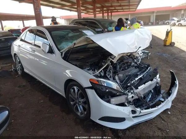 55SWF4JB8GU118940 2016 MERCEDES-BENZ C-KLASSE - Image 1