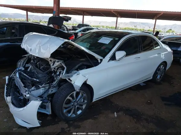55SWF4JB8GU118940 2016 MERCEDES-BENZ C-KLASSE - Image 2