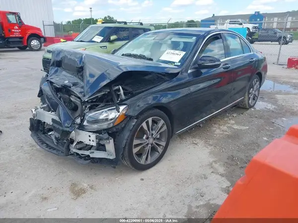 55SWF4JB8GU131378 2016 MERCEDES-BENZ C-KLASSE - Image 2