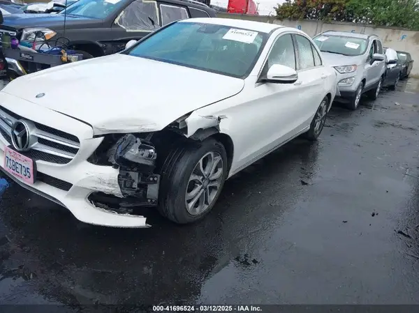 55SWF4JB8GU146074 2016 MERCEDES-BENZ C-KLASSE - Image 2