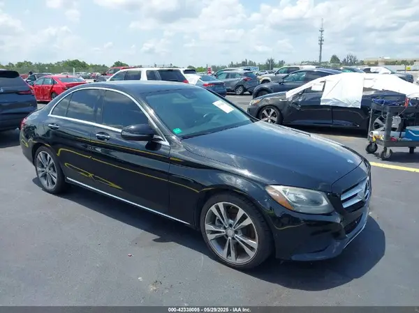 55SWF4JB8GU159956 2016 MERCEDES-BENZ C-KLASSE - Image 1