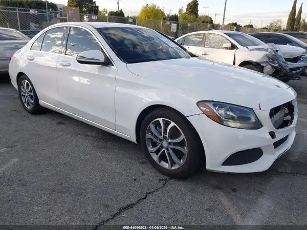 55SWF4JB8GU165837 2016 MERCEDES-BENZ C-KLASSE - Image 1
