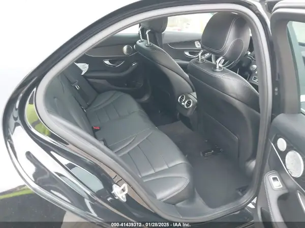 55SWF4JB8GU167457 2016 MERCEDES-BENZ C-KLASSE - Image 8