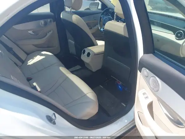 55SWF4JB8GU169323 2016 MERCEDES-BENZ C-KLASSE - Image 8