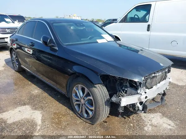 55SWF4JB8HU188357 2017 MERCEDES-BENZ C-KLASSE - Image 1